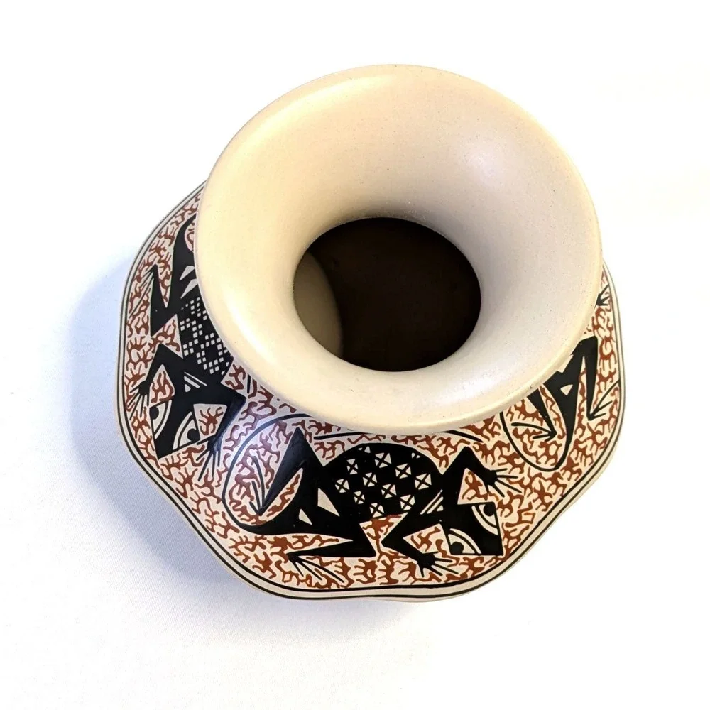 Nancy Heras de Martinez Mata Ortiz Pottery Lizard Mexican Ceramic Signed 4.5